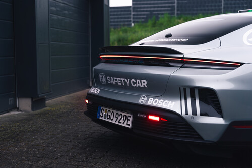 Safety-Car der Formel E: Porsche Taycan Turbo GT.