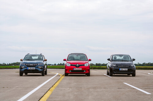 ADAC-Test Elektroautos unter 30.000 Euro (v.l.): Dacia Spring 65, Renault Twingo E-Tech Electric und Fiat 500e.