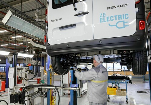 Elektrofahrzeug-Produktion im französischen Renault-Werk Maubeuge.