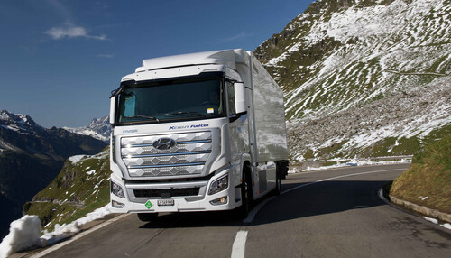 In der Schweiz bereits im Einsatz: Brennstoffzellen-Lkw Hyundai X-Cient Fuel Cell. 