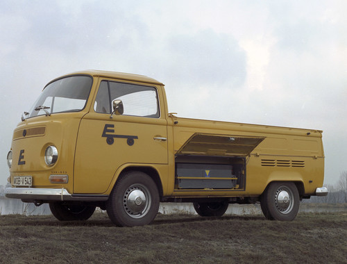 Prototyp des VW T2 Elektro-Transporter (1972).