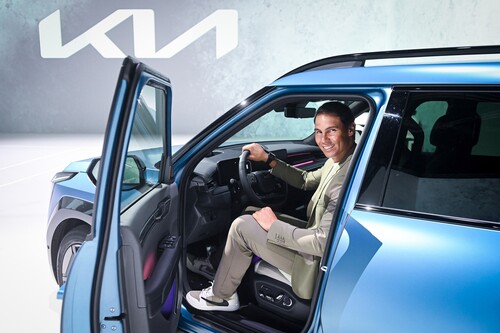 Rafael Nadfal und sein Kia EV9 GT-line.