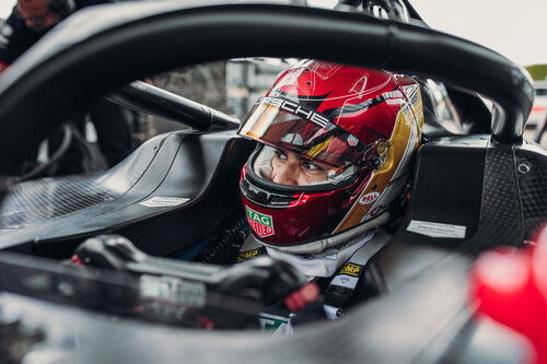 Rollout des Porsche Gen3 für die Formel E 2022/2023 mit Werksfahrer Pascal Wehrlein.