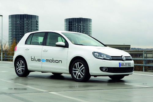 Volkswagen Golf Blue-E-Motion.