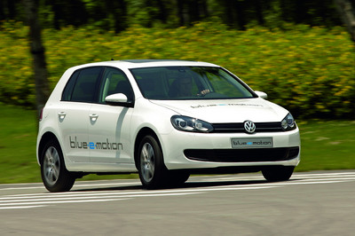 Volkswagen Studie Golf blue-e-motion.