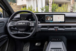 Kia bietet mit 4-screen dem Fahrer Zugang zu standortbezogenen Services.